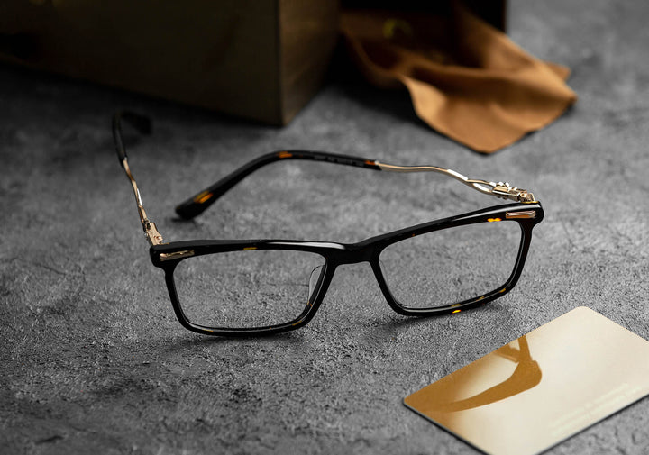 Care your eyeglass